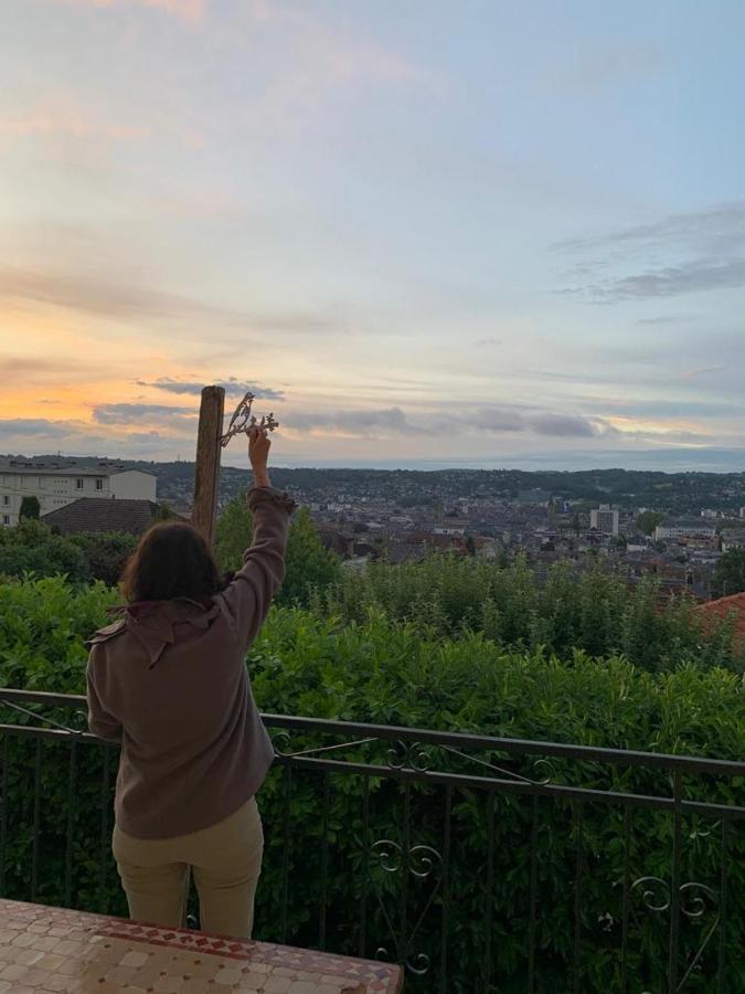 Studio Calme Et Chaleureux Apartman Brive-la-Gaillarde Kültér fotó